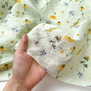 Yardblox Exclusive Made in Japan Fashion Designer Floral Green/White Non-Stretch Linen Tencel™ / Lyocell Blended Crepe B017436 - Yardblox Fabrics