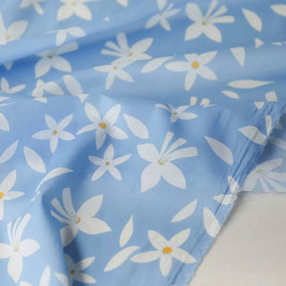 Yardblox Exclusive Japanese Fashion Designer Floral Blue/White Non-Stretch Cotton Plain Woven DS03470